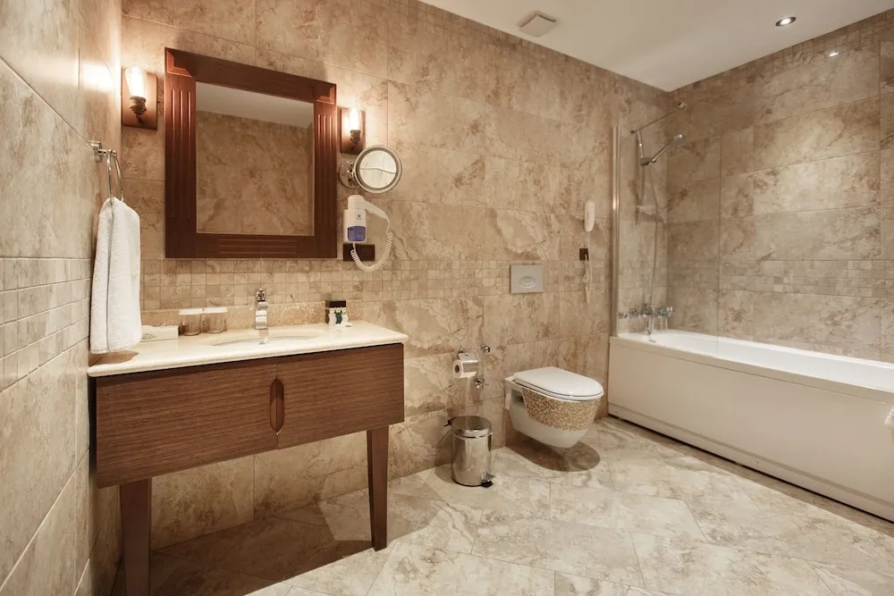 Two Connecting Double Rooms (Basement Floor)