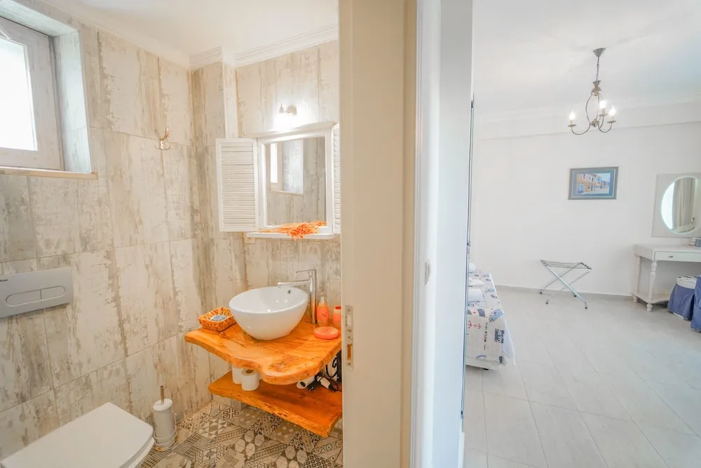 Standard Tek Büyük veya İki Ayrı Yataklı Oda, Veranda