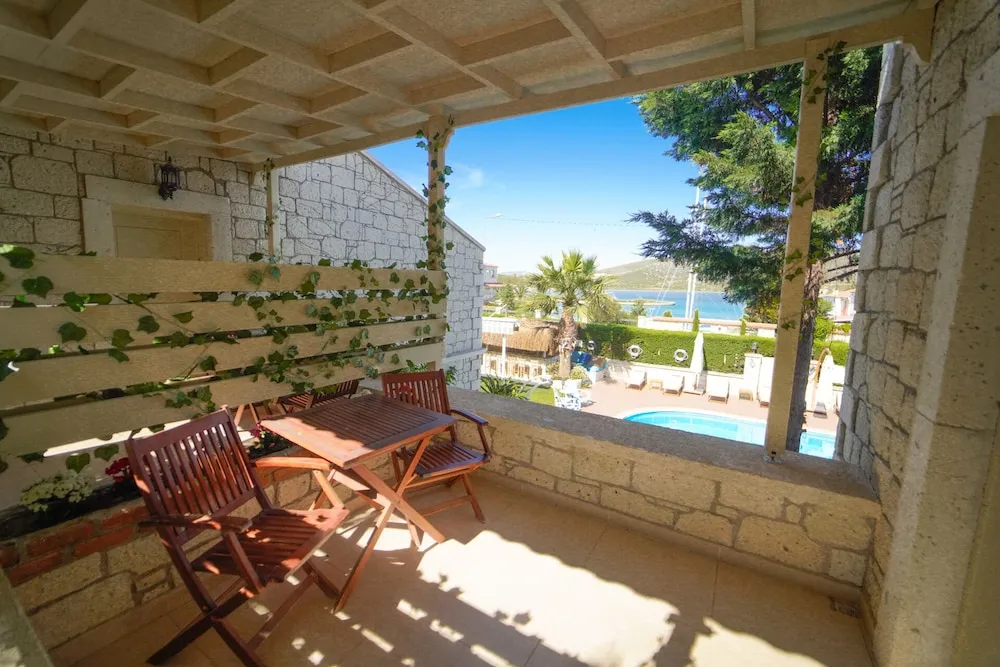 Deluxe Tek Büyük veya İki Ayrı Yataklı Oda, Deniz Manzaralı