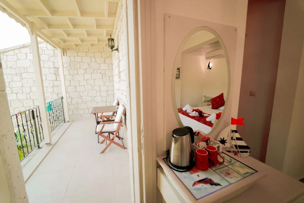 Deluxe Tek Büyük veya İki Ayrı Yataklı Oda, Deniz Manzaralı