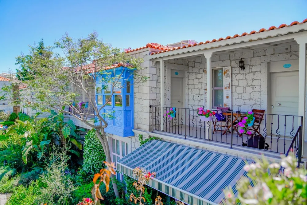 Deluxe Tek Büyük veya İki Ayrı Yataklı Oda, Deniz Manzaralı