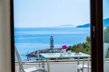Gardenia Hotel - Yetişkin Oteli