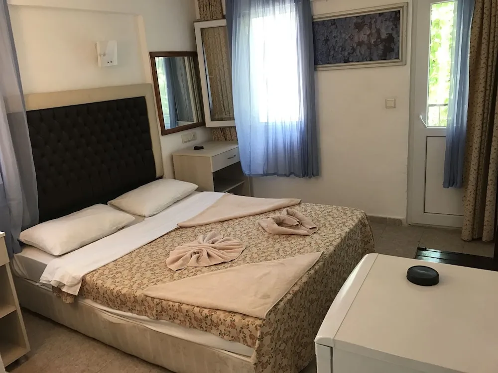 Tek Büyük Yataklı Oda, Balkon