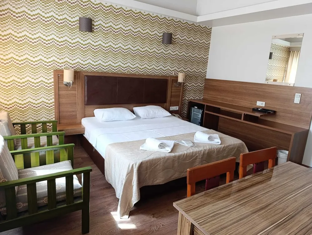 Deluxe Tek Büyük Yataklı Oda, Küvet