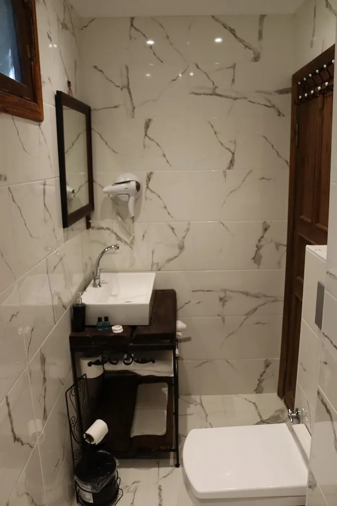 Romantic Ağaç Ev, 2 Yatak Odası, Bahçe Manzaralı, Bahçeli