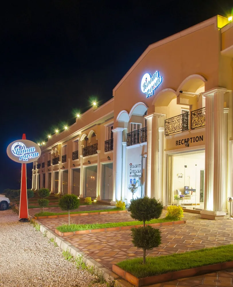 Room Room Boutique Hotel