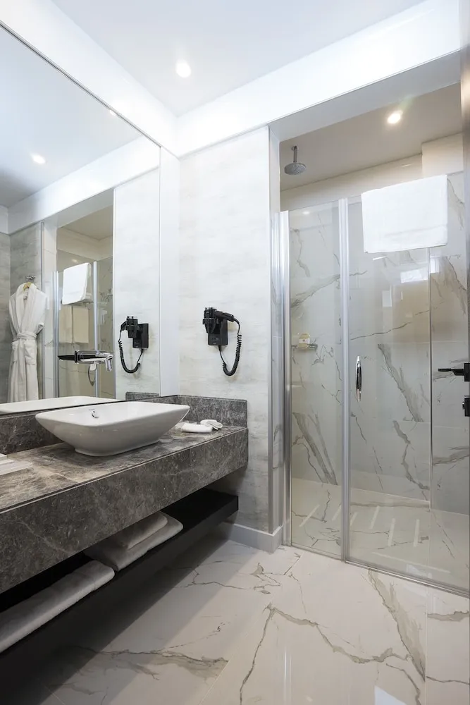 Standard Tek Büyük Yataklı Oda, 1 En Büyük (King) Boy Yatak, Balkon