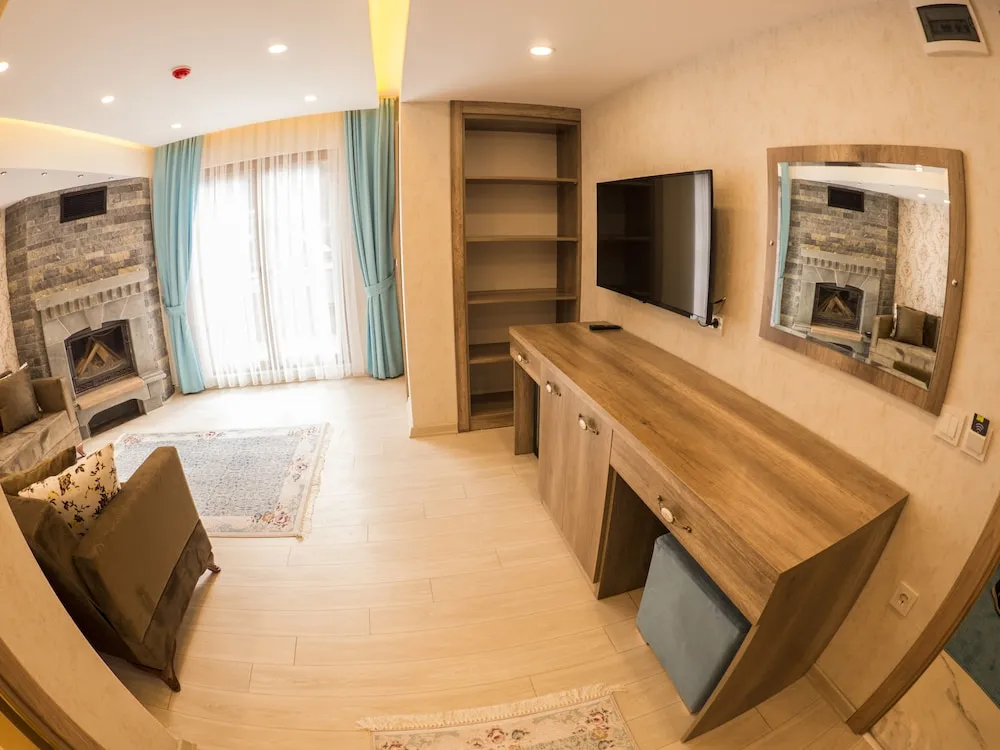One Bedroom Suite With Fireplace and Balcony