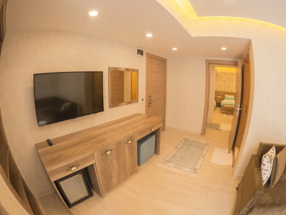 One Bedroom Suite With Fireplace and Balcony