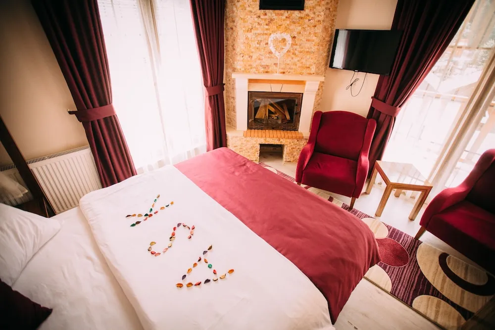 Honeymoon Room, 1 Çift Kişilik Yatak