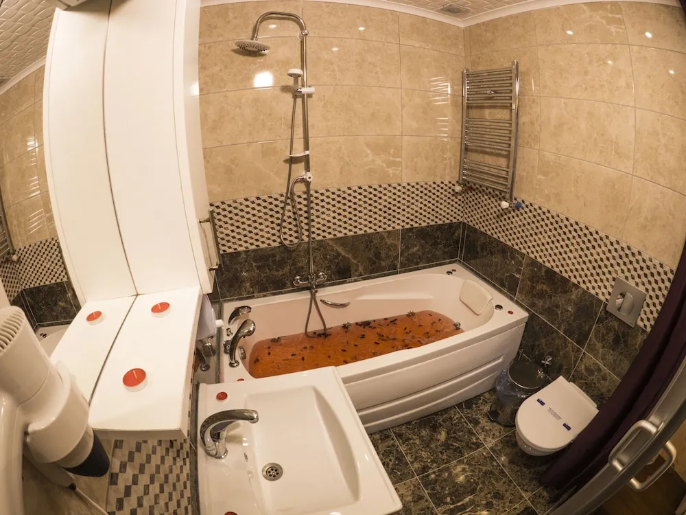 Honeymoon Room, 1 Çift Kişilik Yatak