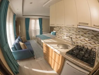 Elif Inan Hotel