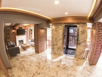Elif Inan Hotel