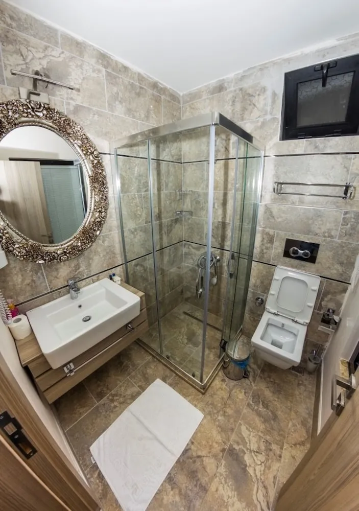 Deluxe Tek Büyük Yataklı Oda, Deniz Manzaralı