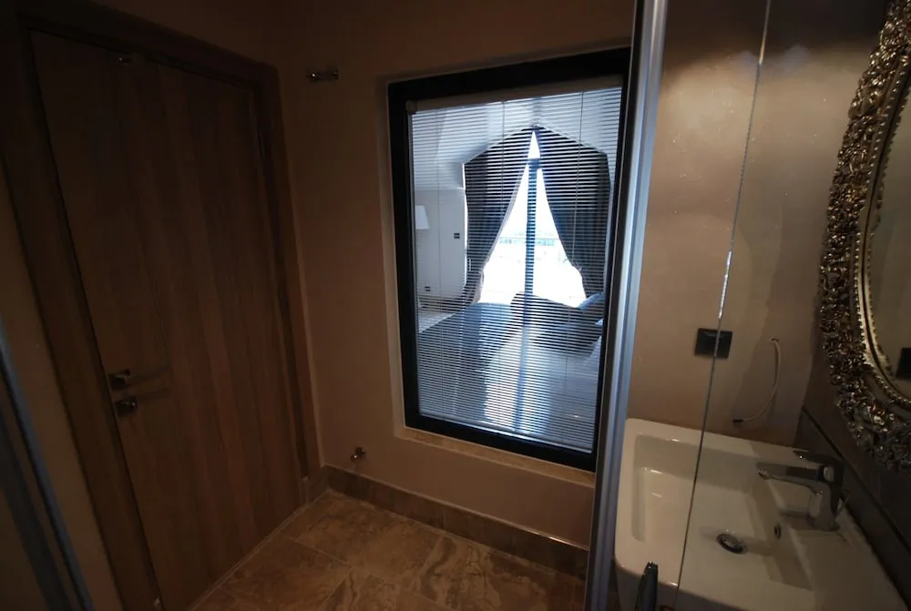 Deluxe Tek Büyük Yataklı Oda, Deniz Manzaralı