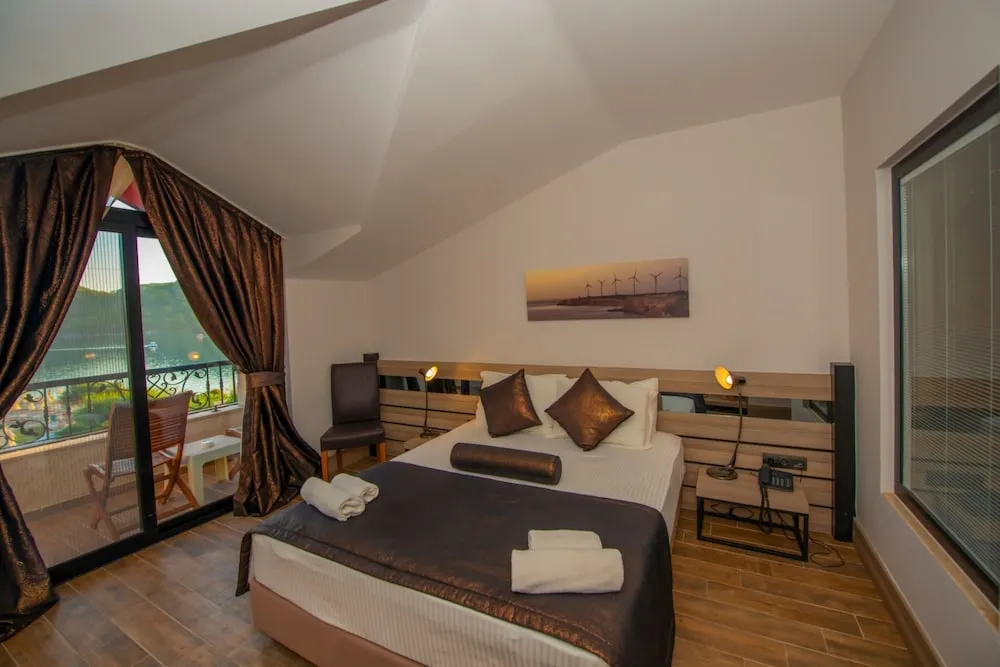 Deluxe Tek Büyük Yataklı Oda, Deniz Manzaralı