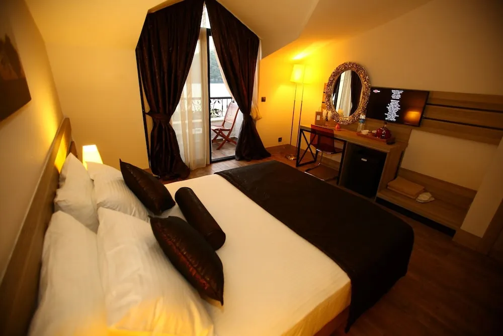 Deluxe Tek Büyük Yataklı Oda, Deniz Manzaralı