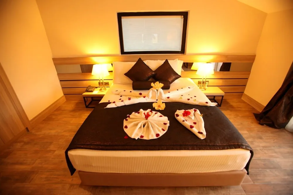 Deluxe Tek Büyük Yataklı Oda, Deniz Manzaralı