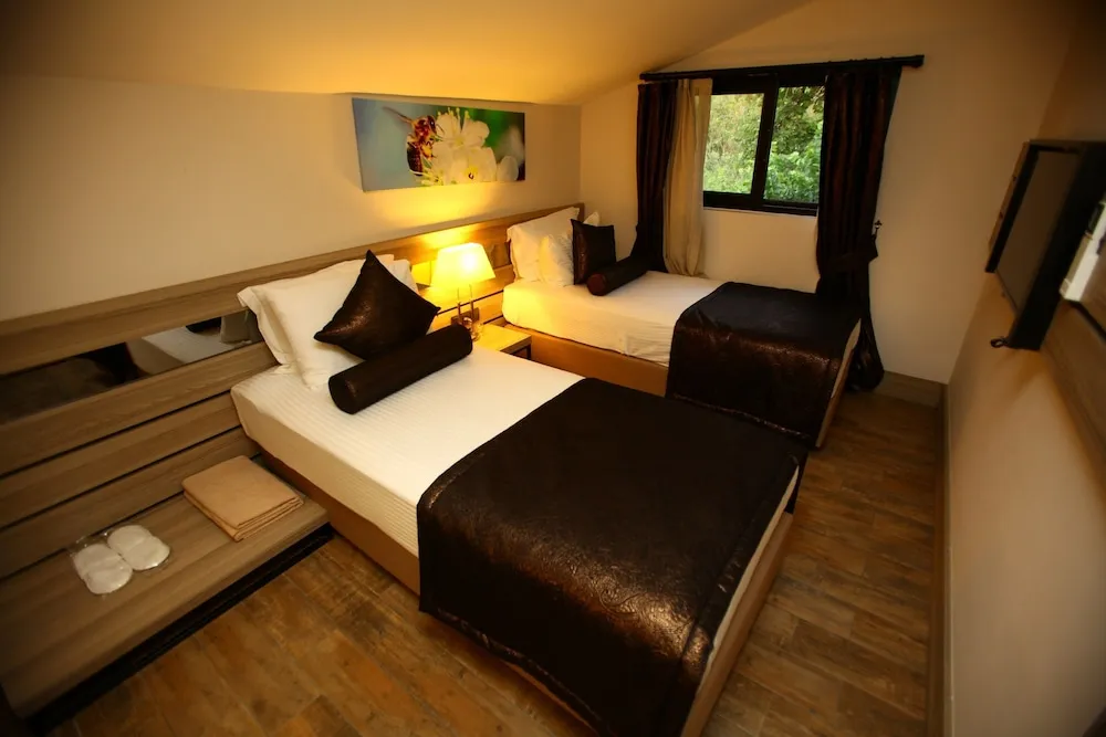 Family Dört Kişilik Oda, Deniz Manzaralı