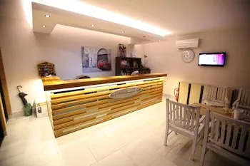 S3 Seahorse Beach Club & Hotel