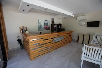 S3 Seahorse Beach Club & Hotel