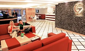 Grand Zeybek Hotel