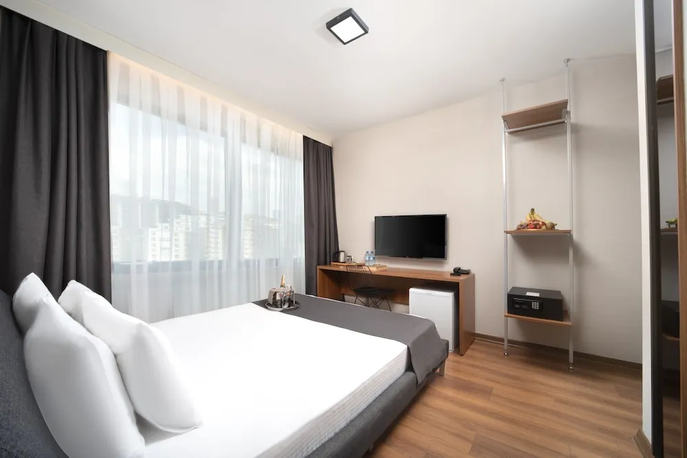 Romantic Oda, 1 Çift Kişilik Yatak