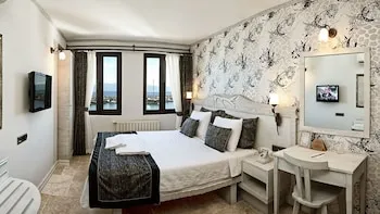 Assos Behram Hotel - Özel Sınıf - Yetişkin Oteli
