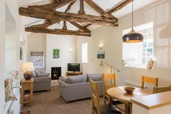 Garden View Cottage in a Grade Ii'listed Property