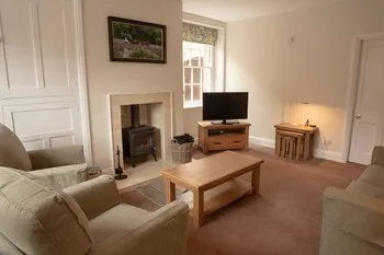 Spacious 2 Bedroom Apartment Surrounded with 36 Acres of Parkland