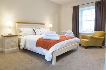 Stylish Apartment with Magnificent Views of Cumbrian Countryside