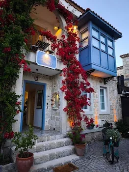 Faro Alacati