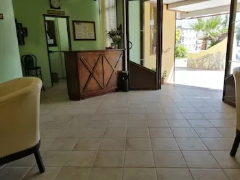 Oya Apartments