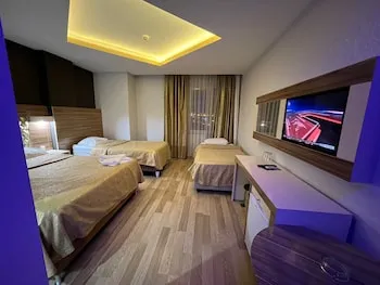 Grand Ezel Hotel