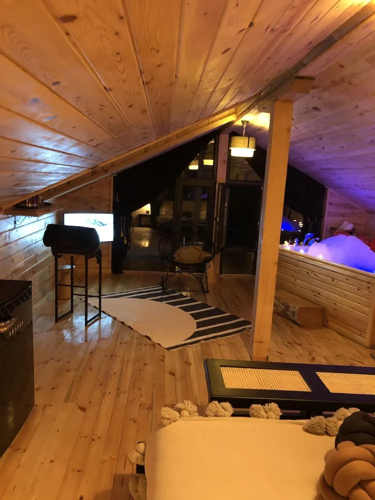 Luxury Çatı Katı Süiti (Penthouse), Sigara İçilmez