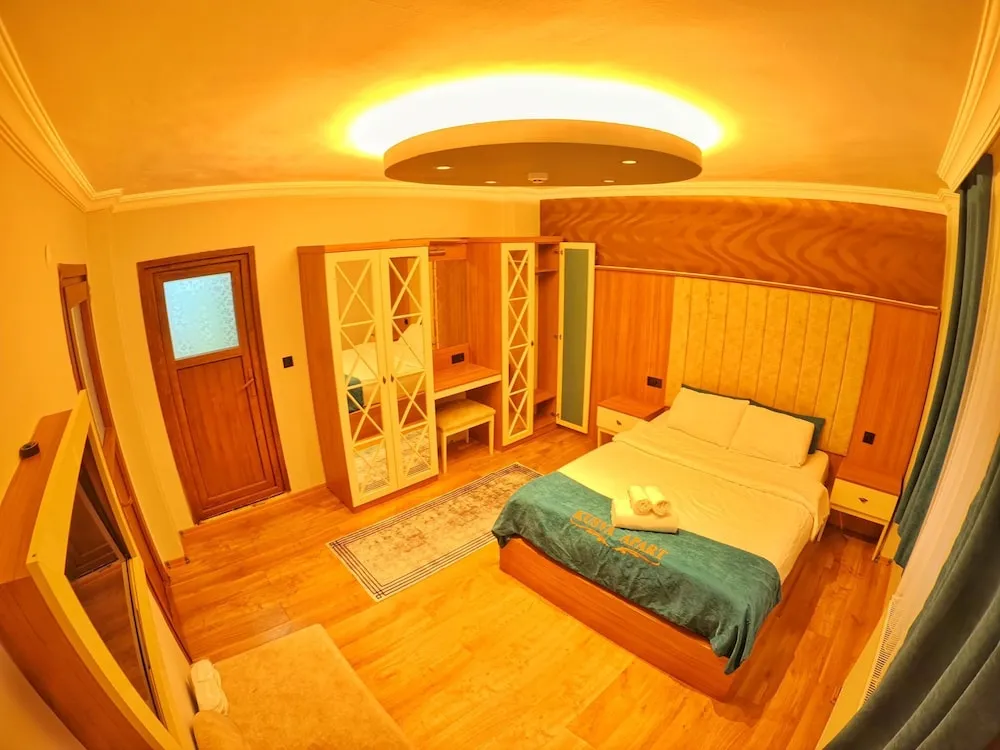 Apart Daire, Balkon, Göl Manzaralı