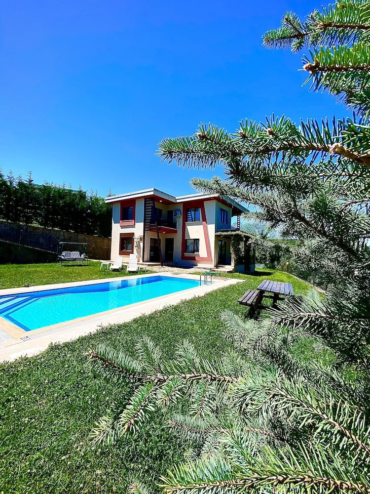 Villa Nevras Deluxe 3+2