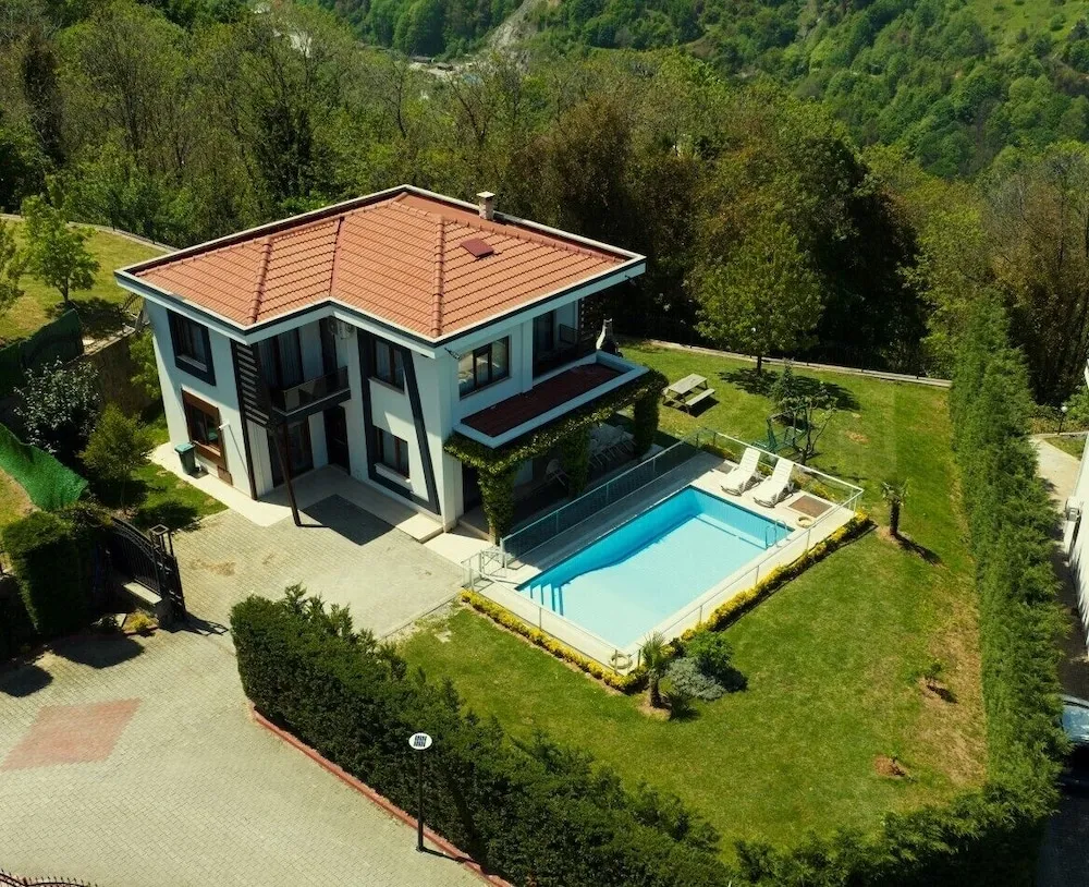 Deluxe Villa