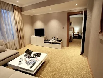 Pietra Hotel