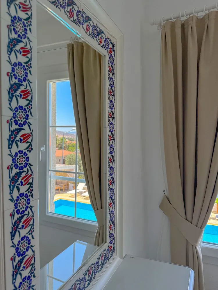 Standard Tek Büyük Yataklı Oda, 1 Büyük (Queen) Boy Yatak, Sigara İçilmez, Şehir Manzaralı
