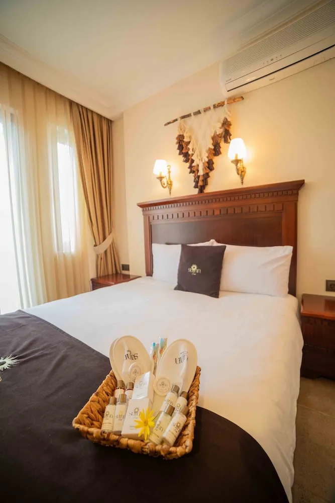Deluxe Üç Kişilik Oda