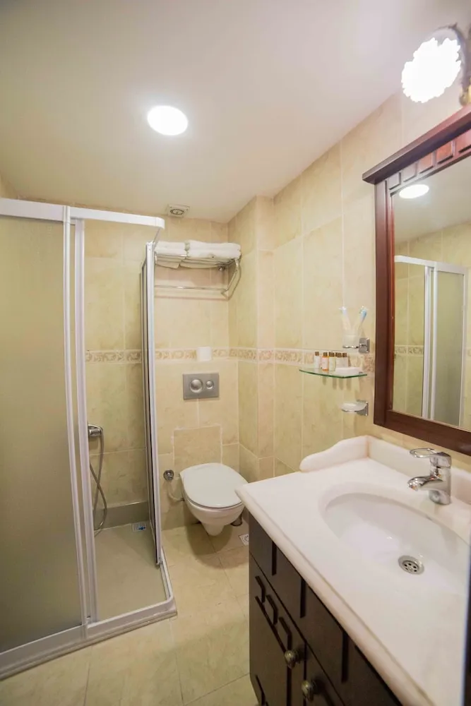 Bodrum Kat İki Ayrı Yataklı Oda