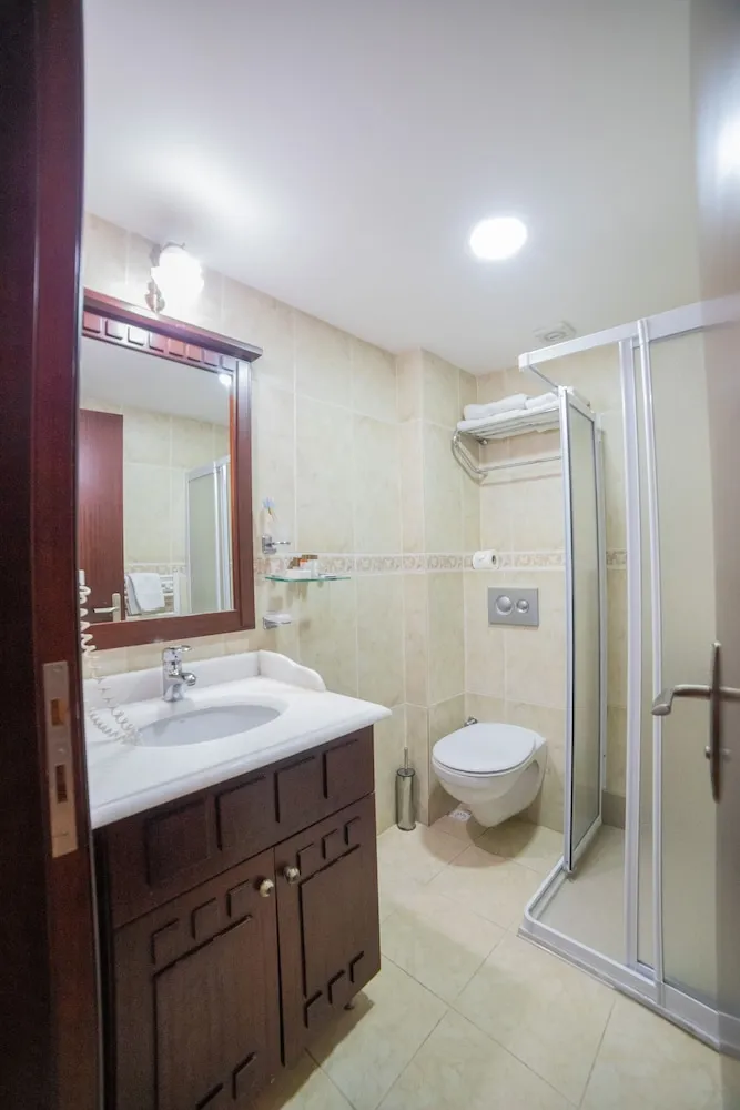 Bodrum Kat Çift Kişilik Oda