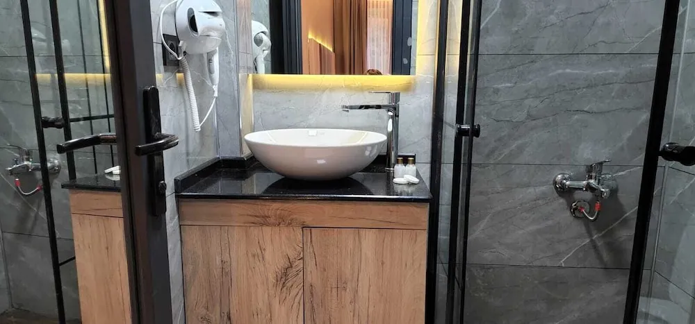 Elite Süit, Sigara İçilmez, Dağ Manzaralı