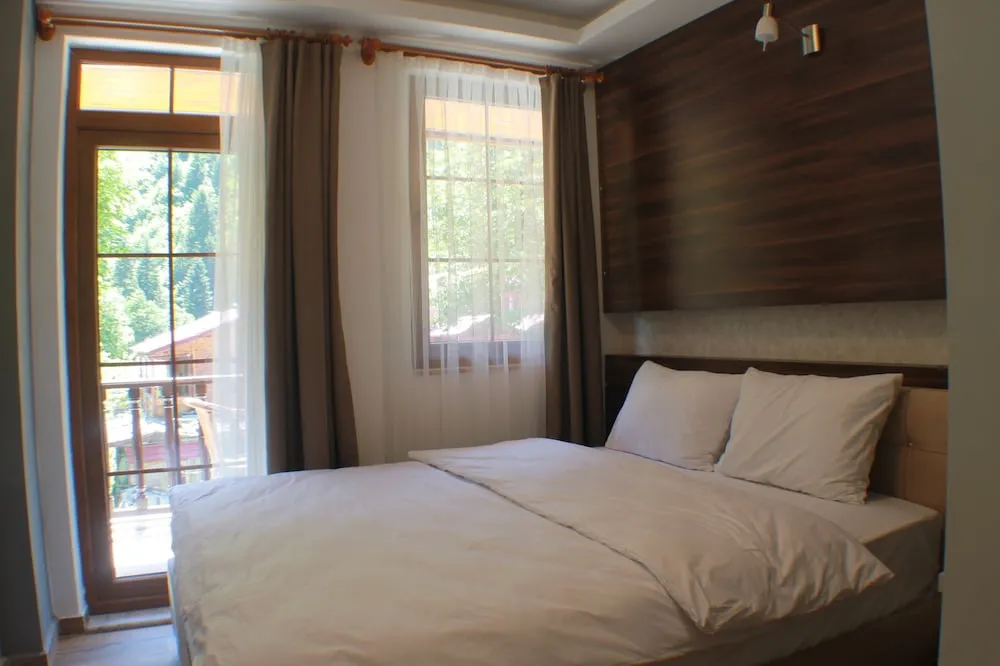 Süit, 2 Yatak Odası, Balkon, Dağ Manzaralı