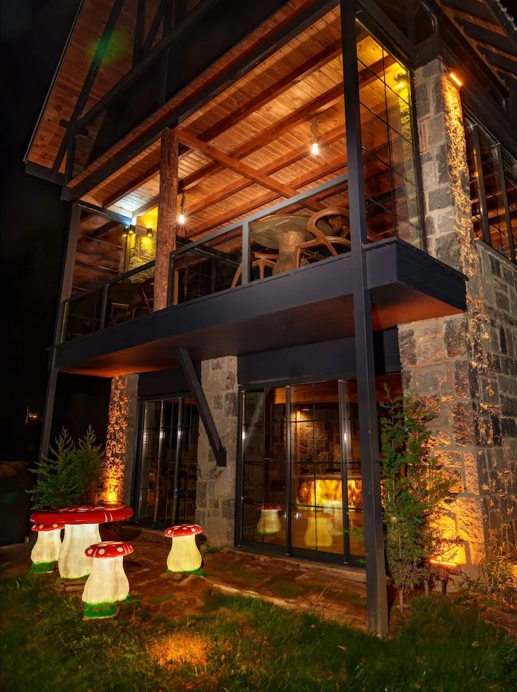 Comfort Oda, 1 Büyük (Queen) Boy Yatak, Bahçe Manzaralı