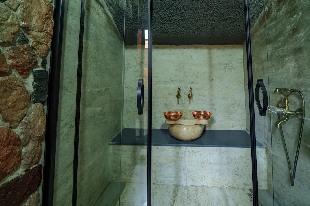 Comfort Oda, 1 Büyük (Queen) Boy Yatak, Bahçe Manzaralı