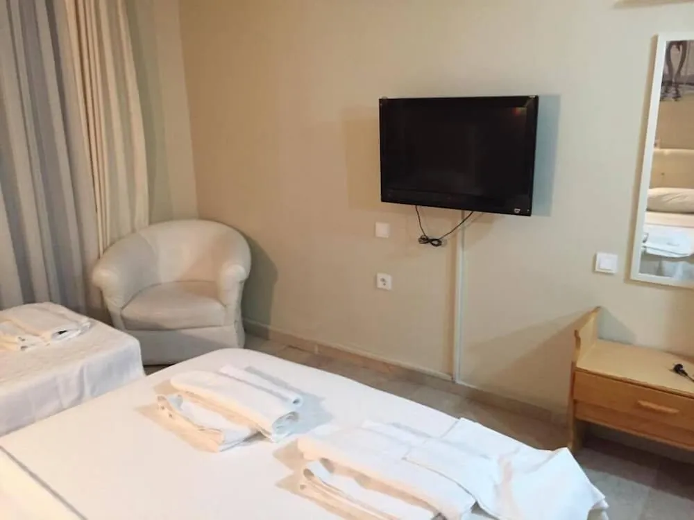 Standard Üç Kişilik Oda, Balkon