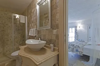 Alacati Roka Tas Otel