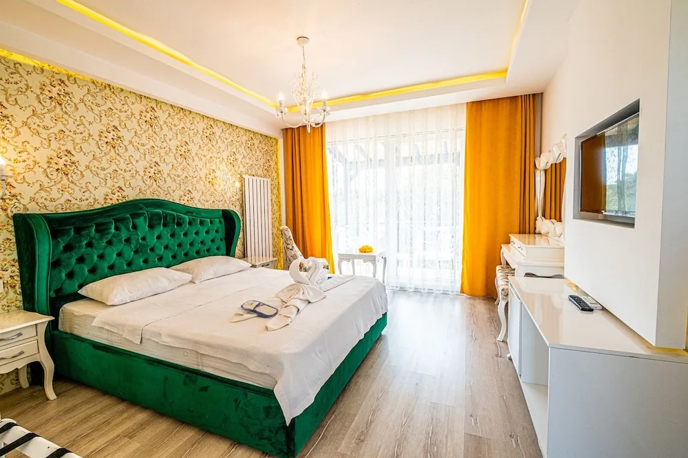 Deluxe Tek Büyük Yataklı Oda